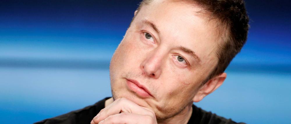 Tesla-Chat Elon Musk hat Probleme mit Artikeln, die Probleme bei der Fertigung des Elektroautos Model 3 schildern. 
