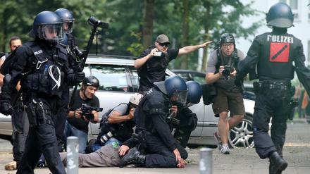 Auf dem G20-Gipfel in Hamburg wurde es oft unübersichtlich. Journalisten wie Martin Kaul (nicht im Bild) berichteten unermüdlich. 