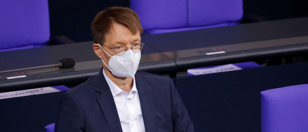 Neuer Arbeitsplatz: Gesundheitsminister Karl Lauterbach will öfters im Bundestag als in der Talkshow 