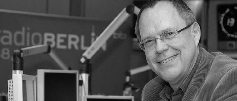 Jürgen Jürgens, langjähriger Musikchef von Radio Berlin 88,8, ist am Pfingstmontag nach schwerer Krankheit im Alter von 65 Jahren gestorben.
