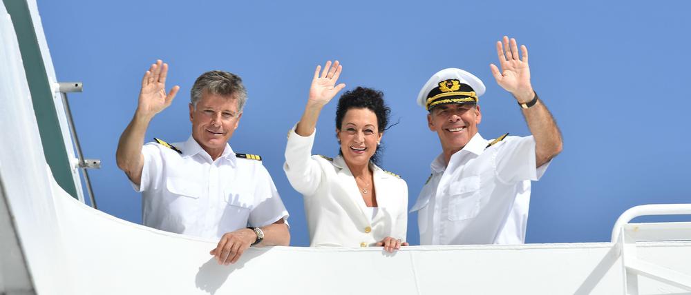 Ende einer Dienstfahrt: Sascha Hehn (rechts) gibt die Rolle von "Traumschiff"-Kapitän Victor Burger ab.