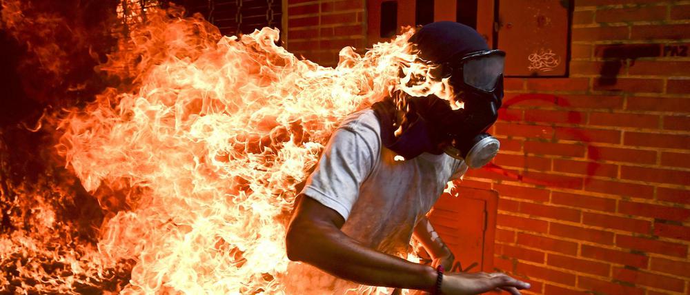 Ausgezeichnet: Das "World Press Photo" 2018 von den Unruhen in Venezuela 