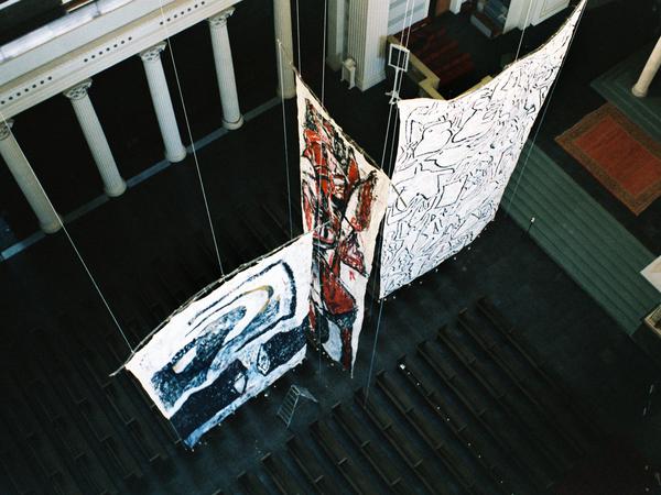 Unsozialistische Kunst. Die Nikolaikirche beim „Friedensfest“ 1985.