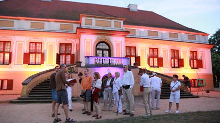 Auch Besucher des Schloss Caputh im Landkreis Potsdam-Mittelmark wurden befragt.