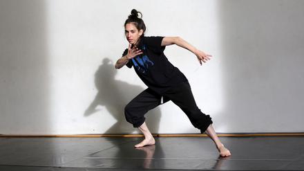 Die israelische Choreografin Adi Weinberg gibt drei der 36 Workshops.