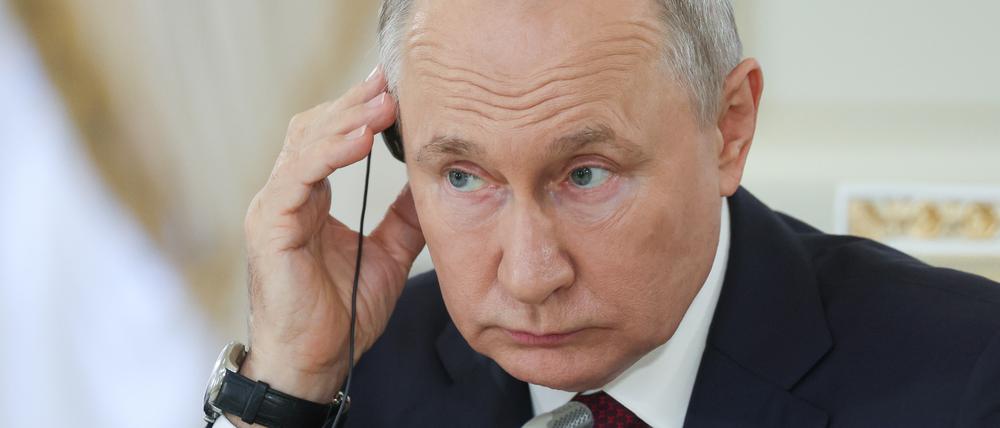 Putin im Call mit Südafrikas Präsident Ramaphosa.