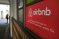 Die Potsdamer Stadtverwaltung treibt die Bettensteuer ein, die über Online-Portale wie Airbnb nicht gezahlt wird.
