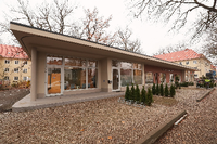 Das neue Gesundheitszentrum an der Brunnensiedlung in der Heinrich-Mann-Allee.
