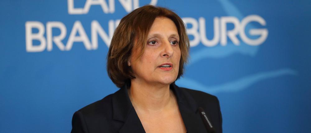  Britta Ernst ist als Bildungsministerin zurückgetreten.