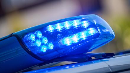Die Potsdamer Kriminalpolizei sucht Zeugen nach einem Angriff auf eine Seniorin am Stern.