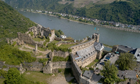 Die Burg Rheinfels am Rhein. 