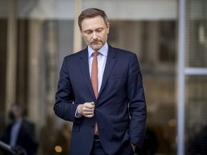 Auch Christian Lindner, Bundesvorsitzender der FDP verurteilt den Angriff auf den SPD-Politiker aus Dresden aufs Schärfste.  