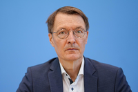 Bundesgesundheitsminister Karl Lauterbach will den Zugang zu Bürgertests reglementieren.