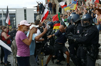 Corona-Proteste in Berlin: Demonstranten versuchen den Reichstag zu stürmen.