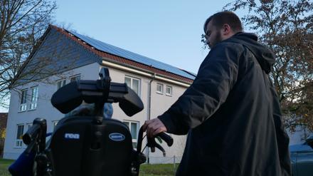 Die Lafim-Diakonie in Brandenburg will mit Fotovoltaik, Blockheizkraftwerk und vegetarischem Speiseplan die Pflege klimaschonender machen.