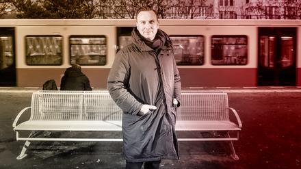 Tim Raue zu Gast beim Ringbahn-Podcast „Eine Runde Berlin“.