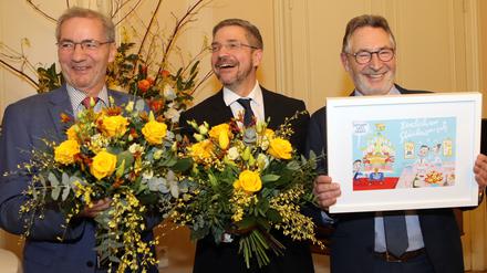Empfang der ehemaligen Oberbürgermeister Potsdams.
Oberbürgermeister Mike Schubert empfängt die ehemaligen Oberbürgermeister a.D. Jann Jakobs (rechts) und Matthias Platzeck (links) anlässlich der 70. Geburtstage der beiden.