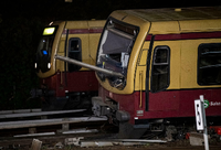 Unfall in BerlinLichtenberg Entgleiste SBahn