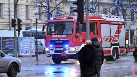 Feuerwehr Potsdam im Einsatz nach einem Brand am Schlaatz (Symboldbild)