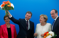 Kanzlerin Angela Merkel mit CDU-Parteichefin Annegret Kramp-Karrenbauer, dem sächsischen CDU-Ministerpräsidenten Michael Kretschmer und dem brandenburgischen Spitzenkandidat Ingo Senftleben.