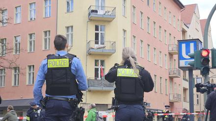 Einsturzgefährdet: Ein Haus in der Grunewaldstraße ist am Mittwoch evakuiert worden.