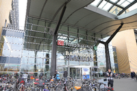 Der Hauptbahnhof in Potsdam. Hier der Eingang von der Babelsberger Straße.