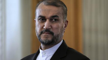 Hussein Amirabdollahian, Außenminister des Iran, nimmt an einer gemeinsamen Pressekonferenz mit dem syrischen Außenminister al-Mikdad teil. 