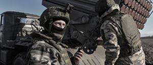 Ein russischer Soldat während eines Einsatzes in der Ukraine (Symbolbild)