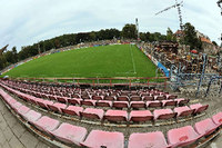 Der Zweitligist FC St. Pauli wird am Freitag im Karl-Liebknecht-Stadion in Babelsberg erwartet.