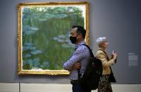 Ein Seerosen-Gemälde von Monet. 