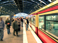 Der Nahverkehr in Potsdam soll bis 2023 mit neuen Linien und dichterer Taktung verbessert werden. 