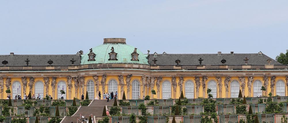 Schloss Sanssouci und der Park in Potsdam.