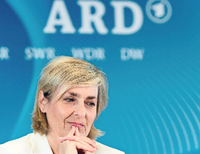 Die ARD-Vorsitzende, Karola Wille, meint: "Wir diskutieren zu viel analog."