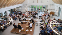 Der PNN-Talk "Aus unserer Mitte" fand im Kirchensaal der Gemeinde Kleinmachnow statt.
