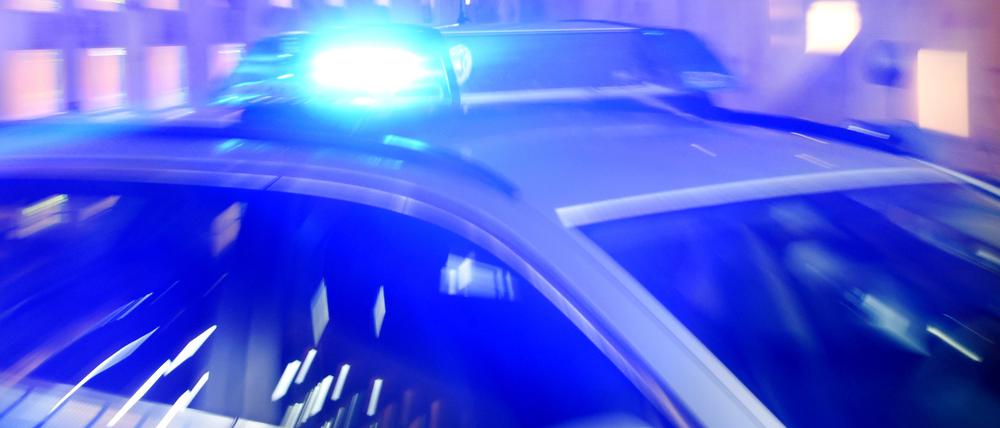 Ein Polizist ist in Thüringen zu Beginn des Wochenendes nach einem Einsatz gestorben.