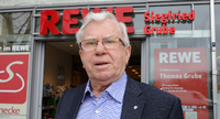 Siegfried Grube feiert heute seinen 80. Geburtstag. Der langjährige Chef des Rewe-Marktes im Marktcenter hat noch viel vor.
