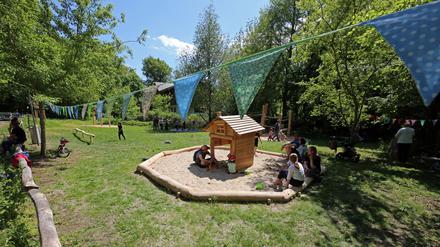Der Potsdamer Stadtteil Klein Glienicke hat einen neuen Spiel- und Gemeinschaftsplatz, auch dank der Anwohnerschaft.