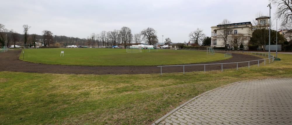 Der Sportplatz ESV Lok Potsdam in der Berliner Straße soll verkauft werden