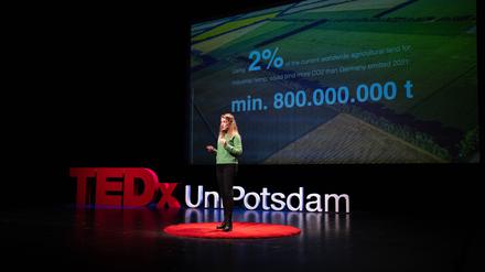 Die Hanf-Unternehmerin Laura Rothgang sprach 2022 bei TEDxUniPotsdam, mittlerweile wurde das Event in TEDxPotsdam umbenannt.