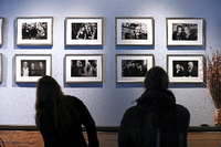 50 Bilder aus der jüngeren und älteren Geschichte des Babelsberger Thalia-Kinos zieren ab sofort die Wände es Kino-Lokals "Konsum". 