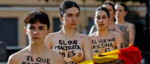 Frauenprotest in Madrid gegen Femizide und Gewalt gegen Frauen.