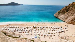 Eine Bucht in Antalya: Der türkische Badeort ist besonders bei deutschen Touristen beliebt.