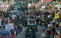 Seit 2011 findet die Demo am ersten Samstag der Grünen Woche statt, 2018 kamen etwa 30000 Menschen nach Berlin.