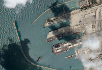 Dieses Satellitenbild von Planet Labs PBC zeigt das Frachtschiff Razoni im Hafen von Tartus.