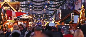 Weihnachtsmarkt Blauer Lichterglanz