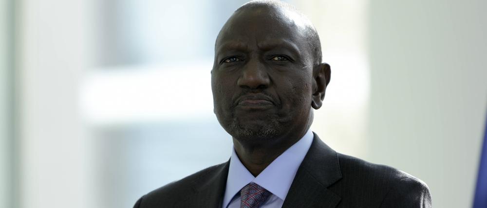Nach dem Tod Hunderter Menschen durch eine Hungersekte hat sich nun Kenias Präsident William Ruto bei seinen Bürgern entschuldigt.