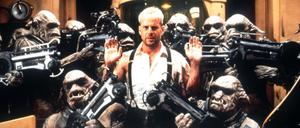 Bruce Willis als Korben Dallas in einer Szene aus Luc Bessons "Das fünfte Element". 