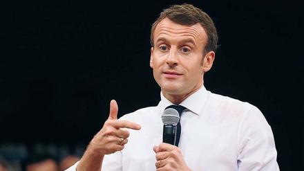 Unter Druck. Präsident Emmanuel Macron sucht Nähe in den Bürgerforen.