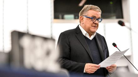 Pier Antonio Panzeri während einer Plenarsitzung des Europäischen Parlaments in Straßburg (Archivbild)