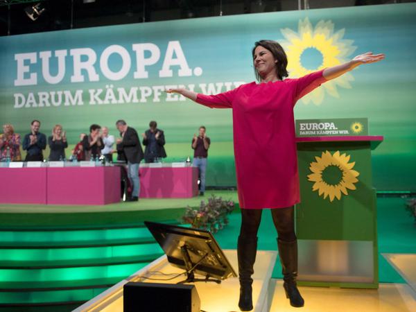 Die Grünen-Vorsitzende Annalena Baerbock eröffnete mit ihrer Rede in Leipzig den Parteitag der Grünen. 